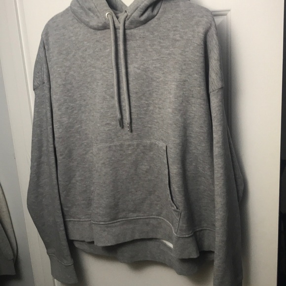 Gray sweater - Picture 1 of 5